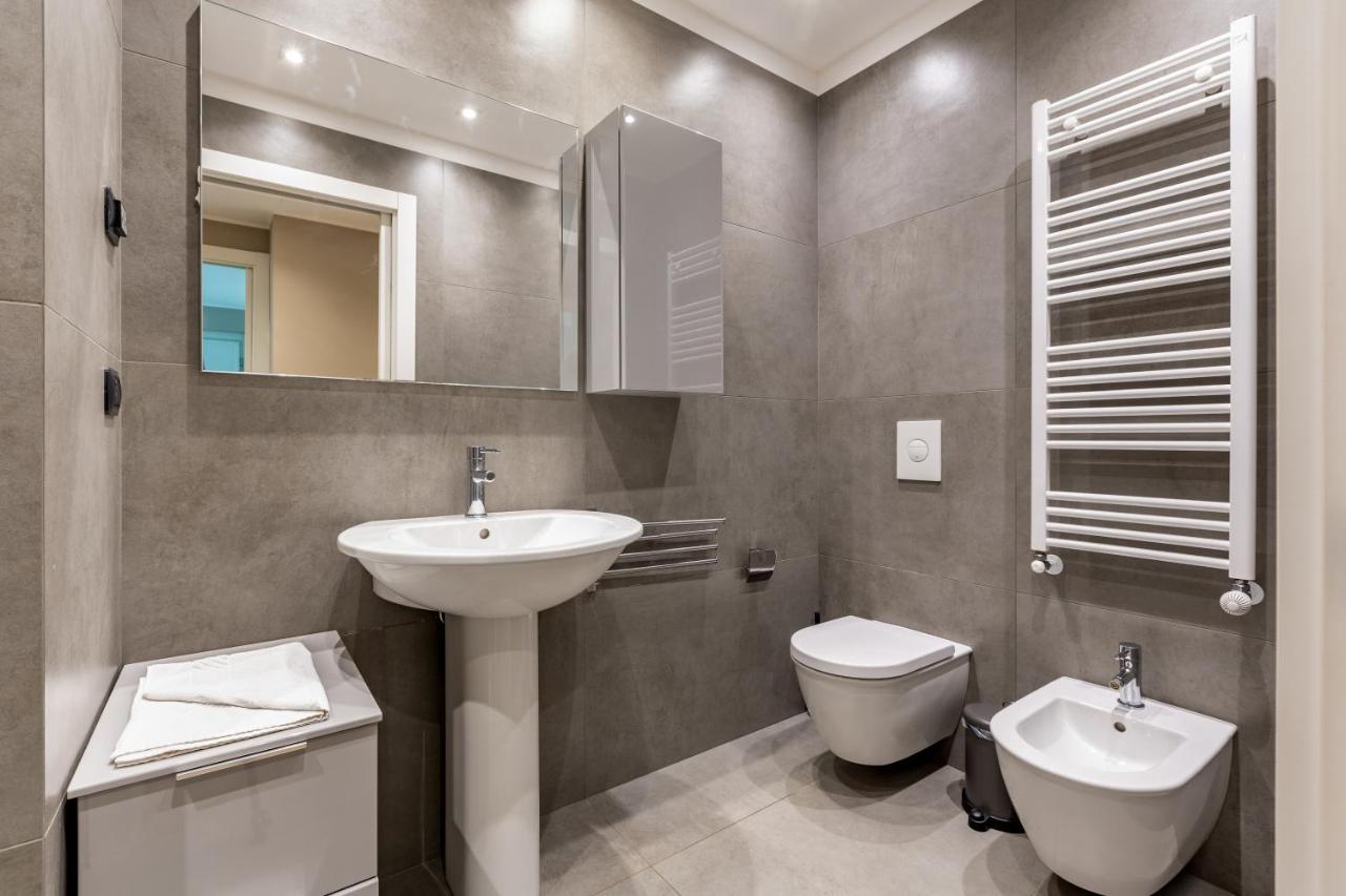 Campanini Apartment Милано Екстериор снимка
